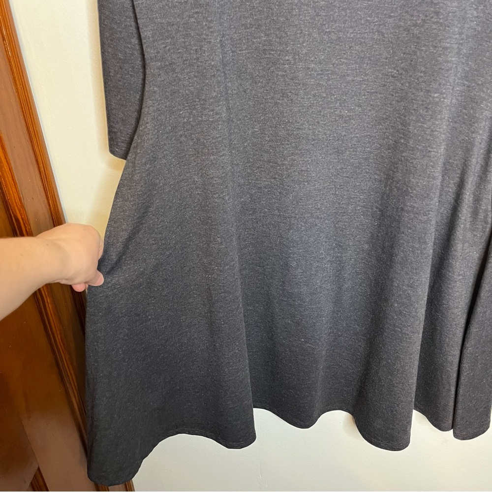 Zenana Premium Gray Dress Medium Pockets Round Neck A Line 3/4 Sleeves EUC - Picture 8 of 11